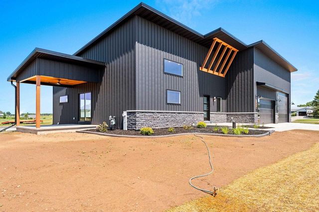 1810 LOST TRAIL, Suamico, WI 54313