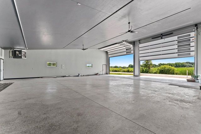 1810 LOST TRAIL, Suamico, WI 54313