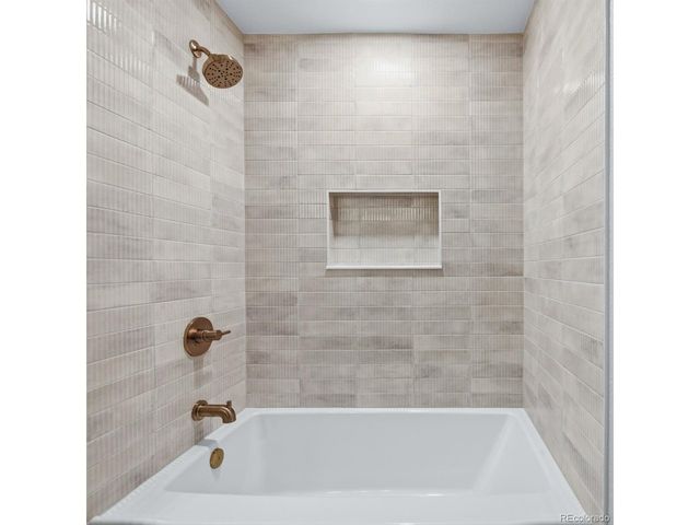 7213 S Harrison Way, Littleton, CO 80122