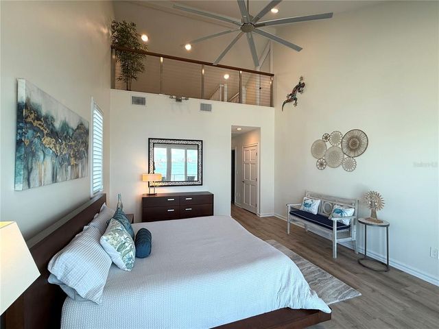 173 1ST STREET W, Tierra Verde, FL 33715