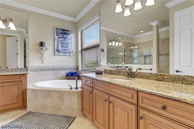 9434 Piacere WAY, Naples, FL 34113