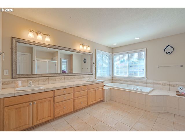 1519 Nw 86TH St, Vancouver, WA 98665