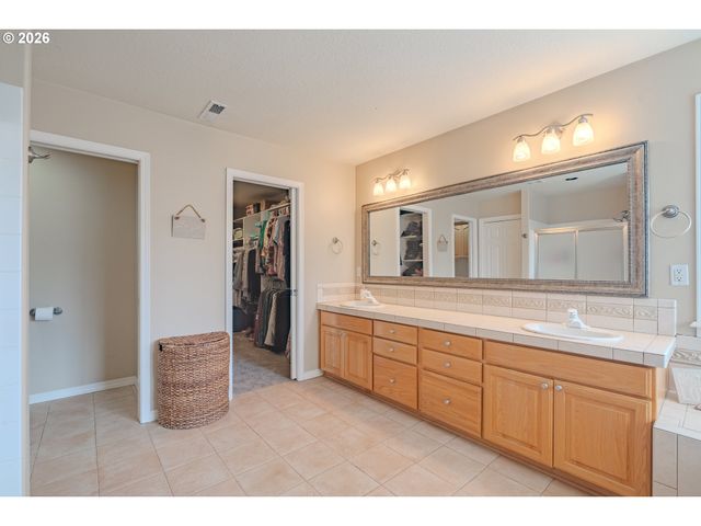 1519 Nw 86TH St, Vancouver, WA 98665