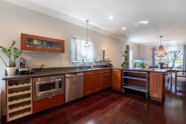 708 N Windomere Avenue, Dallas, TX 75208