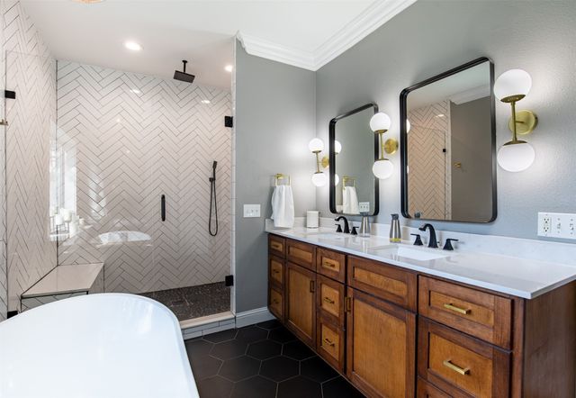 708 N Windomere Avenue, Dallas, TX 75208