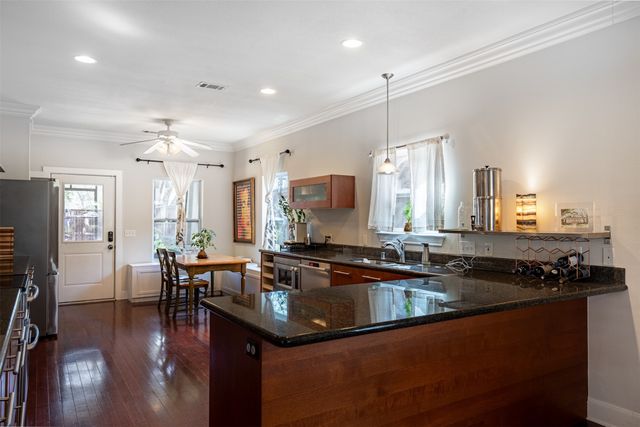 708 N Windomere Avenue, Dallas, TX 75208