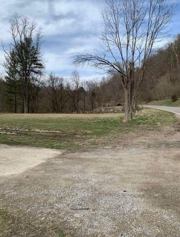 9451 KY-1428, Martin, KY 41649