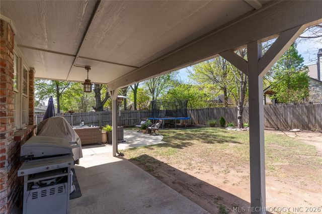 11120 S Kingston Avenue, Tulsa, OK 74137