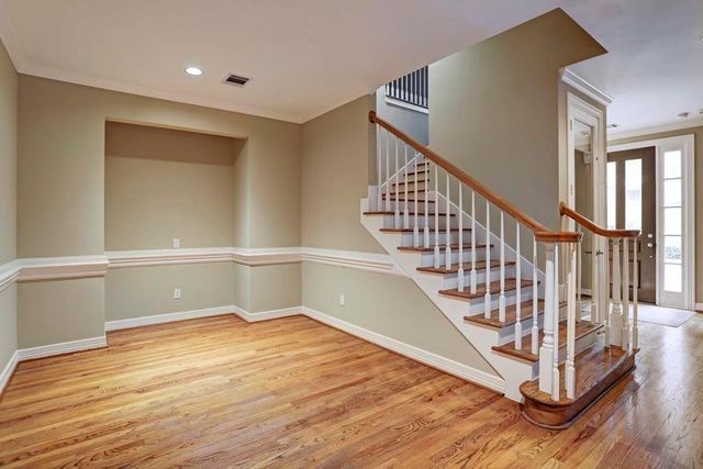 516 S Post Oak Lane 7, Houston, TX 77056