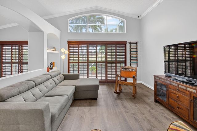 6304 Barton Creek Circle, Lake Worth, FL 33463