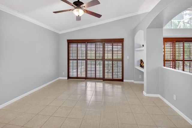 6304 Barton Creek Circle, Lake Worth, FL 33463