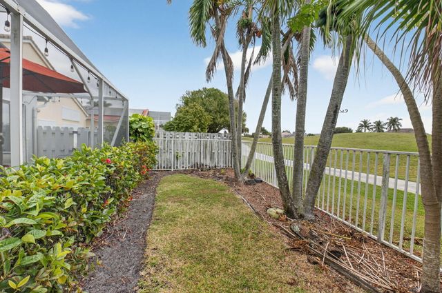 6304 Barton Creek Circle, Lake Worth, FL 33463