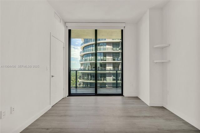 45 SW 9th St 4306, Miami, FL 33130