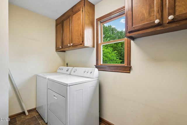 186 Baptist Grove Road, Fuquay Varina, NC 27526