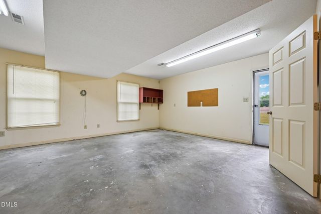 186 Baptist Grove Road, Fuquay Varina, NC 27526