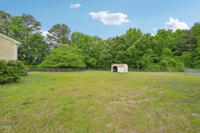 186 Baptist Grove Road, Fuquay Varina, NC 27526