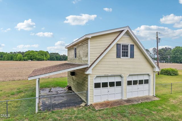 186 Baptist Grove Road, Fuquay Varina, NC 27526