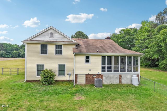 186 Baptist Grove Road, Fuquay Varina, NC 27526