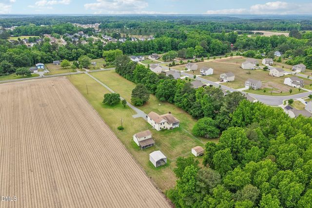 186 Baptist Grove Road, Fuquay Varina, NC 27526