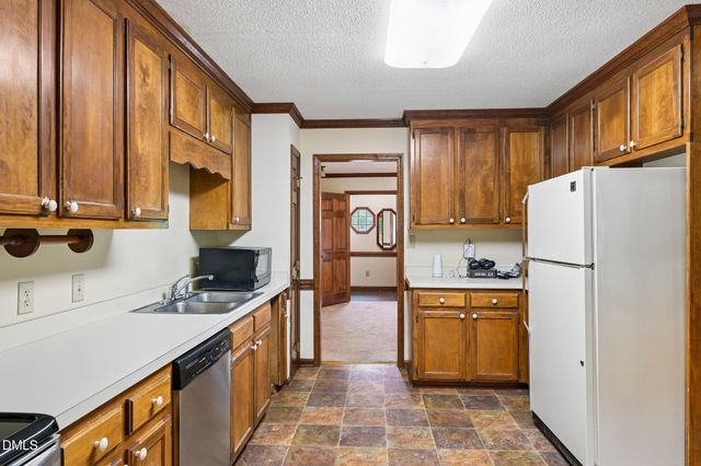 186 Baptist Grove Road, Fuquay Varina, NC 27526