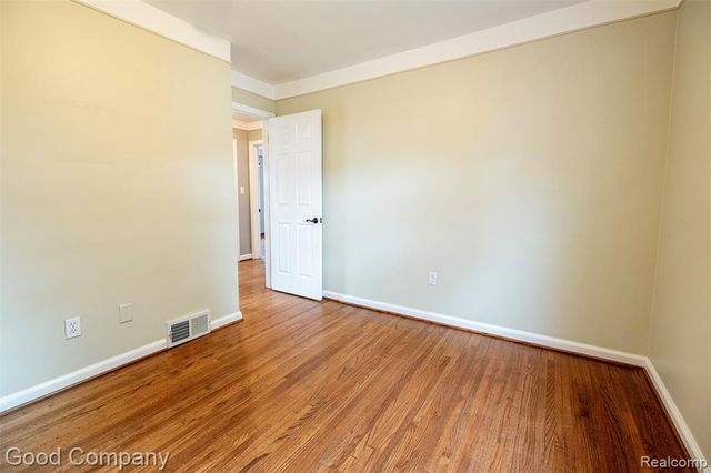 2224 N Connecticut Avenue, Royal Oak, MI 48073