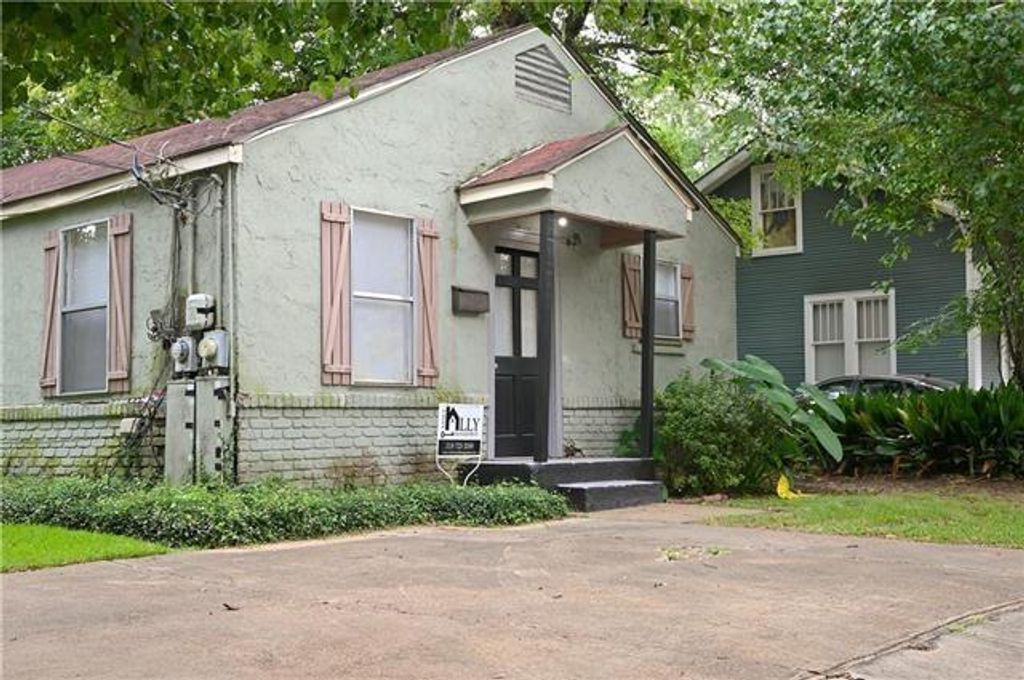 2401 ALBERT Street, Alexandria, LA 71301