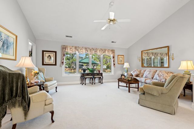 811 Edisto Ct., Myrtle Beach, SC 29588