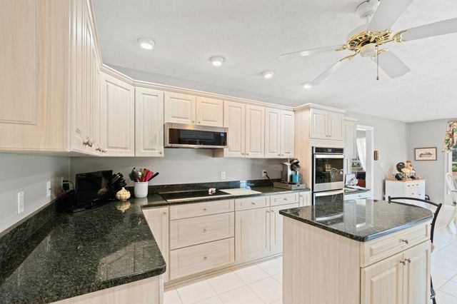 811 Edisto Ct., Myrtle Beach, SC 29588