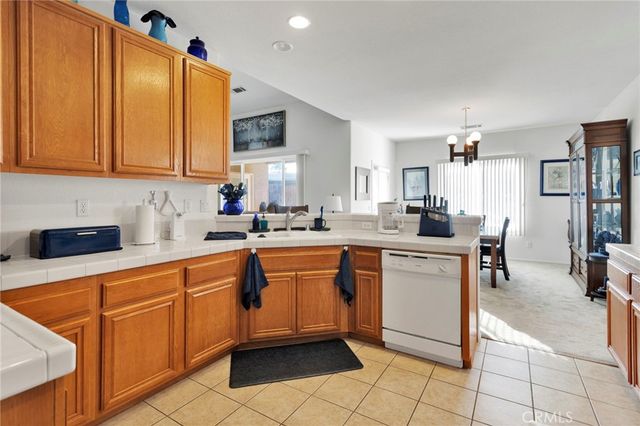 16179 Homoa, Victorville, CA 92395