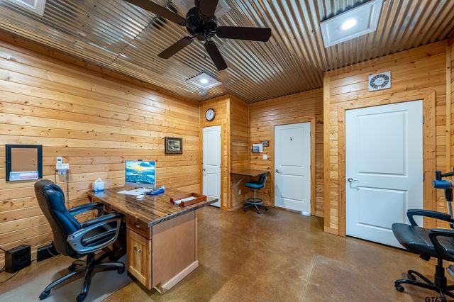 18200 County Road 4108, Lindale, TX 75771
