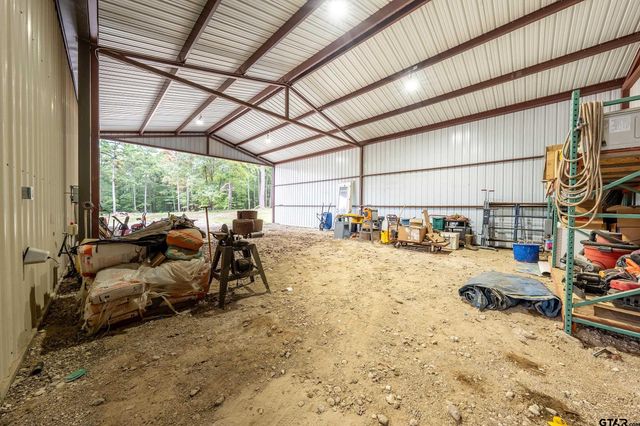 18200 County Road 4108, Lindale, TX 75771