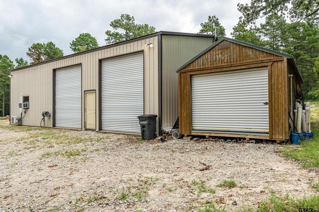 18200 County Road 4108, Lindale, TX 75771