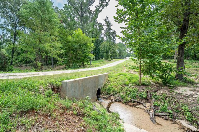 18200 County Road 4108, Lindale, TX 75771