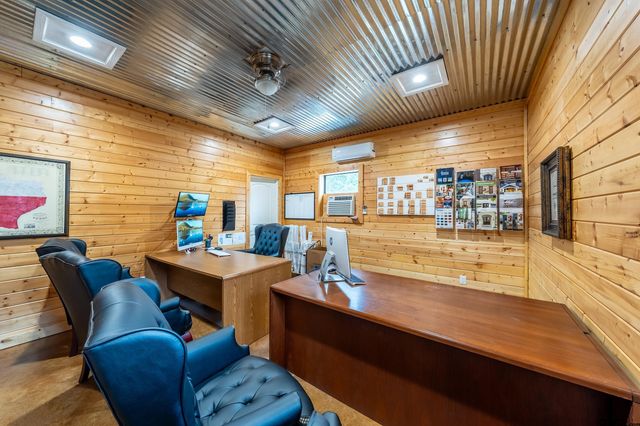 18200 County Road 4108, Lindale, TX 75771