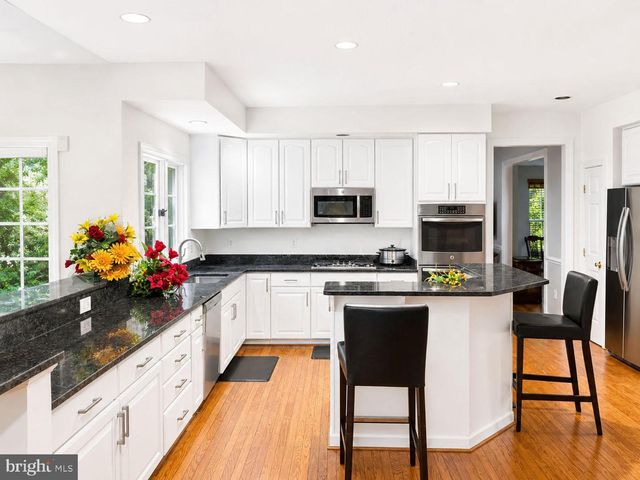2002 GRESHAM LN, Davidsonville, MD 21035
