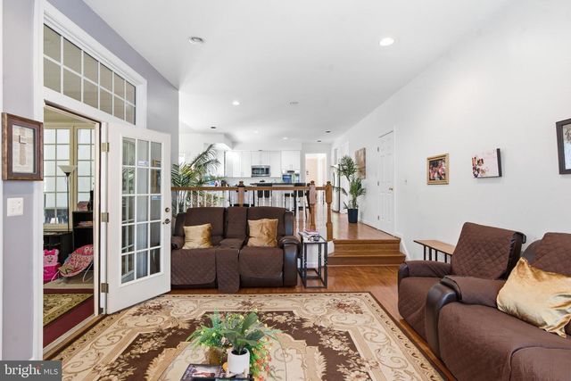 2002 GRESHAM LN, Davidsonville, MD 21035