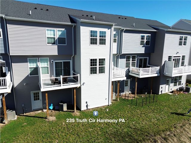 235 Truth Cir, Jackson Twp, PA 16037