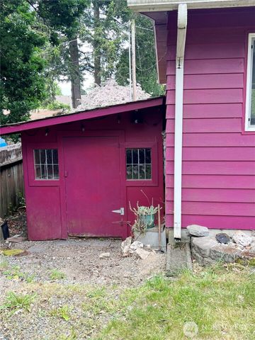 30213 23rd Avenue S, Federal Way, WA 98003
