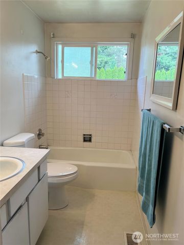 30213 23rd Avenue S, Federal Way, WA 98003
