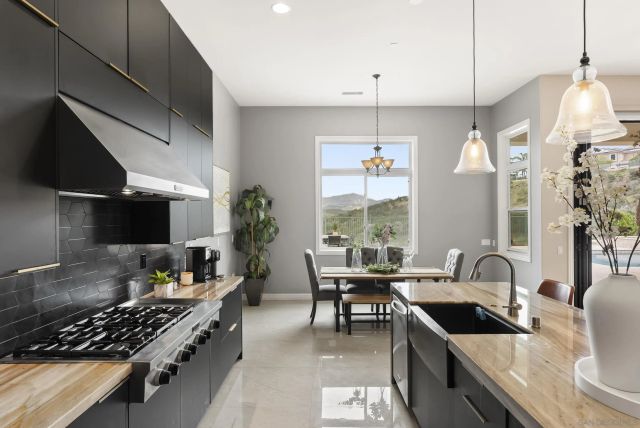 11753 Big Canyon Ln, San Diego, CA 92131