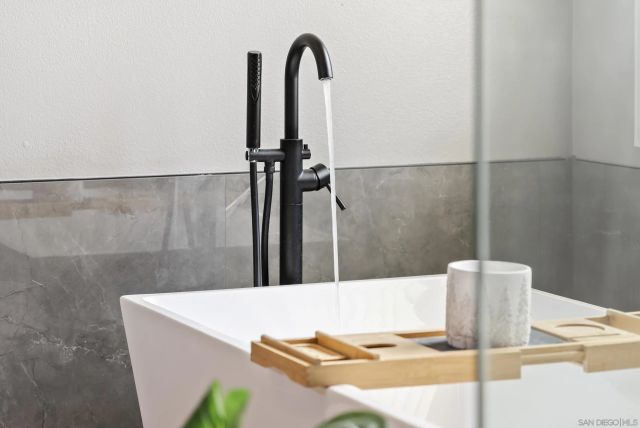 11753 Big Canyon Ln, San Diego, CA 92131