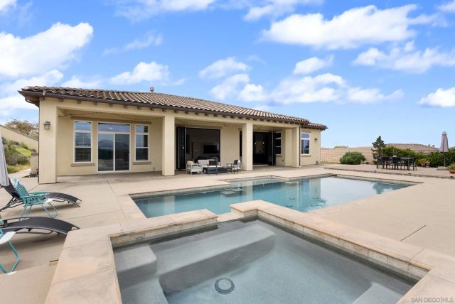 11753 Big Canyon Ln, San Diego, CA 92131