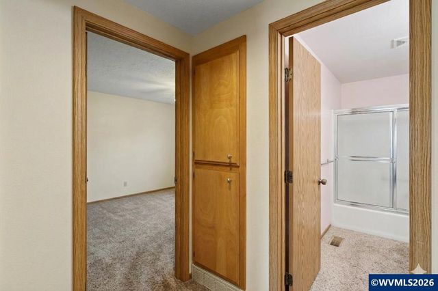 223 McNary Heights Dr N, Keizer, OR 97303