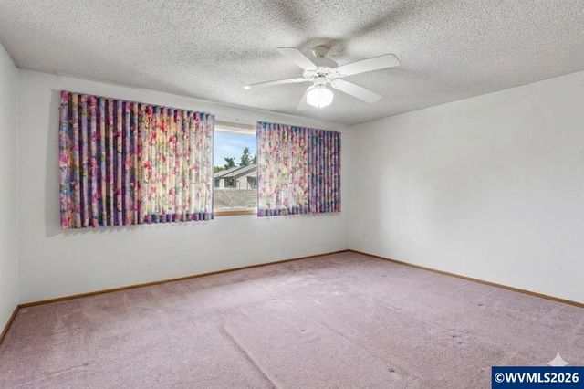 223 McNary Heights Dr N, Keizer, OR 97303