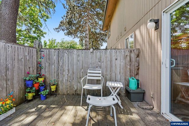223 McNary Heights Dr N, Keizer, OR 97303