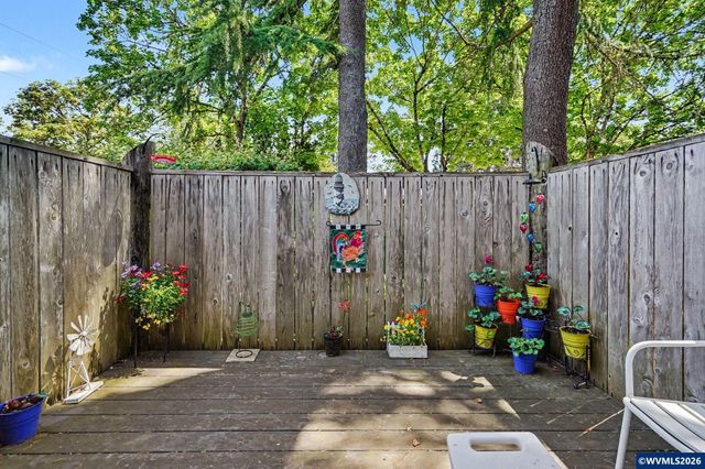 223 McNary Heights Dr N, Keizer, OR 97303