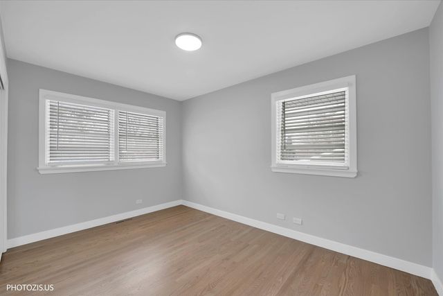 2N356 Prairie Avenue, Glen Ellyn, IL 60137