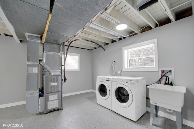 2N356 Prairie Avenue, Glen Ellyn, IL 60137