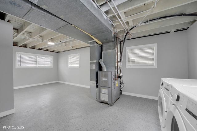 2N356 Prairie Avenue, Glen Ellyn, IL 60137