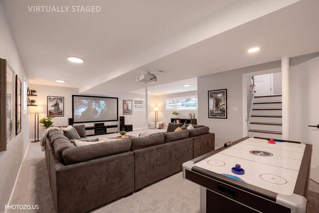 2N356 Prairie Avenue, Glen Ellyn, IL 60137